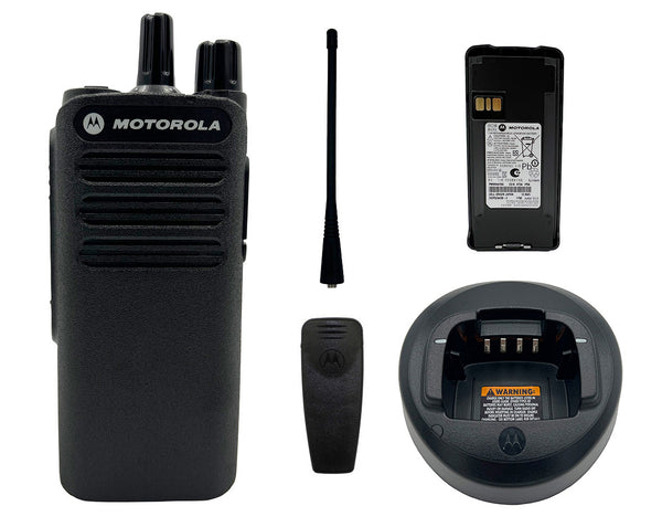 Motorola CP100d UHF 403-470Mhz 4W 16Ch Analog Digital Radio AAH87YDC9JC2AN
